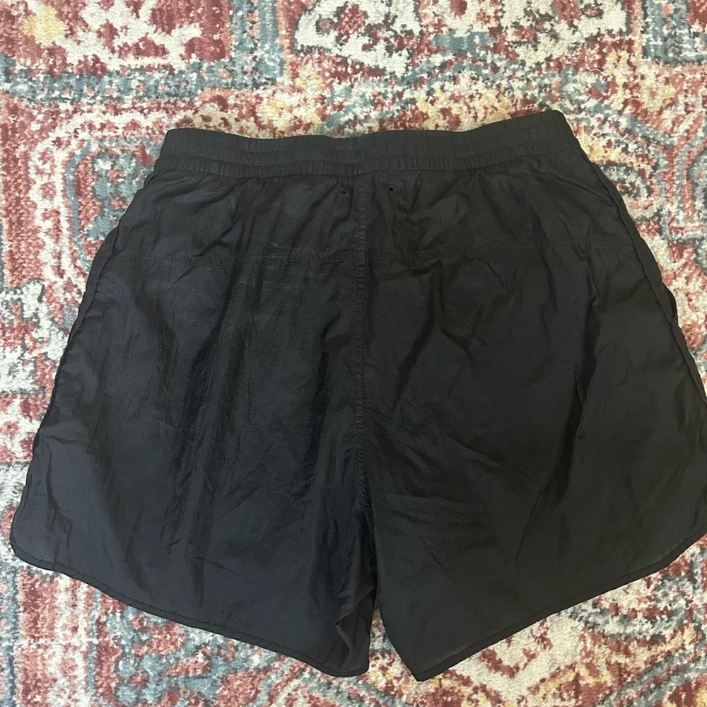 Outdoor Voices Black Athletic Shorts - Picture 3 of 4
